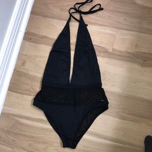 One piece swim suit